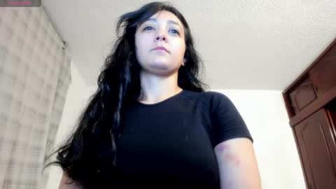 Snapshot of bunny_chloe chatting on 05.01.26 bunny_chloe online show from 05.01.26