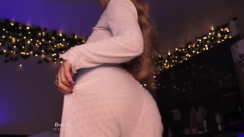 B U N N Y online show from 11.19.25