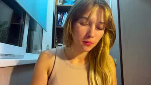Snapshot of bunnyaurielle chatting on 07.21.26 Bunnyaurielle online show from 07.21.26