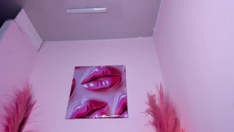 Snapshot of bunnyleahxxx chatting on 03.07.25 ANASTASIA online show from 03.07.25