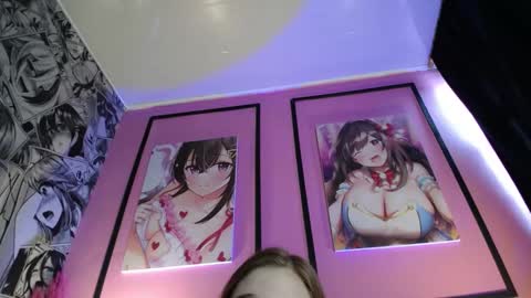 Snapshot of bunnyleahxxx chatting on 09.19.25 ANASTASIA online show from 09.19.25