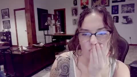 bunnynextdoor online show from 04.17.26