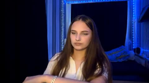 Snapshot of bunnytrussel chatting on 05.02.26 Bella online show from 05.02.26