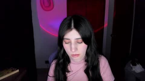 Snapshot of bunnyy09 chatting on 12.23.24 Jess online show from 12.23.24