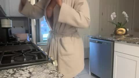 Snapshot of bunsbunnyprincess chatting on 03.20.26 Buns Bunny Princess online show from 03.20.26