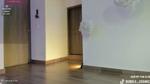 Im Val Welcome to my room My instagram Bubble cosmic online show from 03.19.26