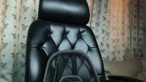 Hairy Arabian online show from 04.09.26