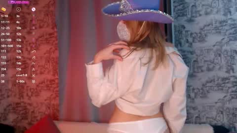 Snapshot of burning_g1rl chatting on 02.18.26 burning_g1rl online show from 02.18.26