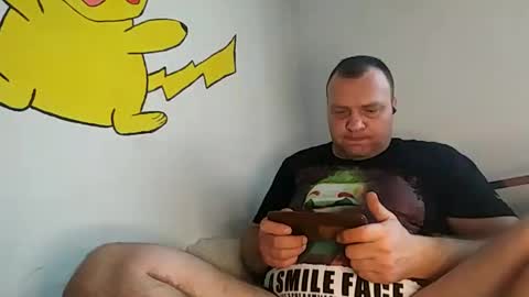 Snapshot of bury703709 chatting on 12.29.24 Creazy dad online show from 12.29.24