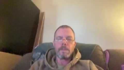 Snapshot of bushbeautician chatting on 02.07.25 bushbeautician online show from 02.07.25