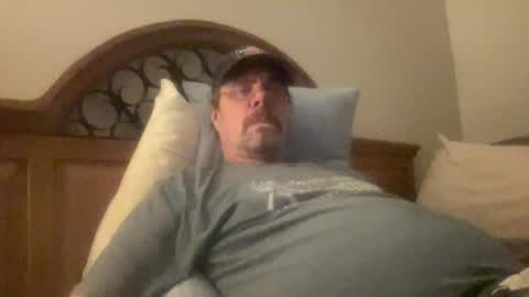 Snapshot of bushbeautician chatting on 06.17.26 bushbeautician online show from 06.17.26