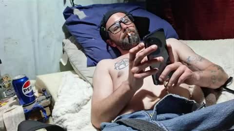 Buster18Hymen online show from 04.18.26