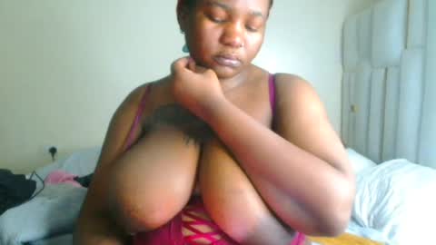 Snapshot of busty_mellons69 chatting on 06.15.26 busty_mellons69 online show from 06.15.26