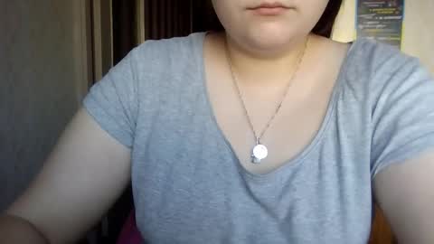 Snapshot of butterfly18988 chatting on 11.05.25 butterfly18988 online show from 11.05.25