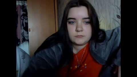 Snapshot of butterfly18988 chatting on 11.25.25 butterfly18988 online show from 11.25.25