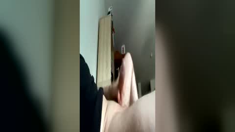 Snapshot of buttlover_d chatting on 06.28.26 Klaus online show from 06.28.26