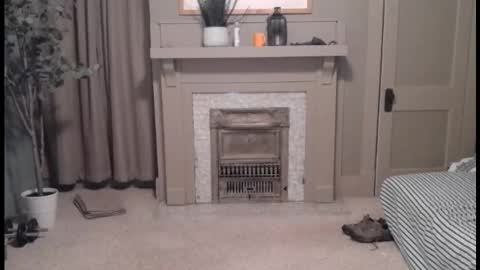 Snapshot of buttnakedfun954737 chatting on 12.20.25 Miles online show from 12.20.25