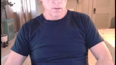 Snapshot of buttnakedfun954737 chatting on 02.08.26 Miles online show from 02.08.26