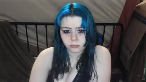 Snapshot of bvnny420 chatting on 01.07.25 River online show from 01.07.25