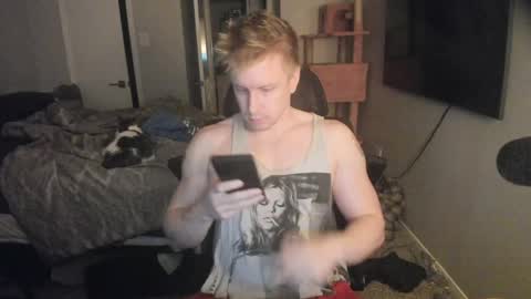 Snapshot of c00ki3m0nstr chatting on 04.22.26 c00ki3m0nstr online show from 04.22.26