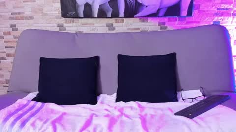 Alexis  Eric - Independent Model online show from 12.16.24