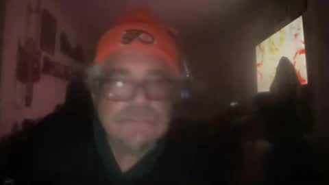 Snapshot of cafeespresso chatting on 04.24.26 cafeespresso online show from 04.24.26