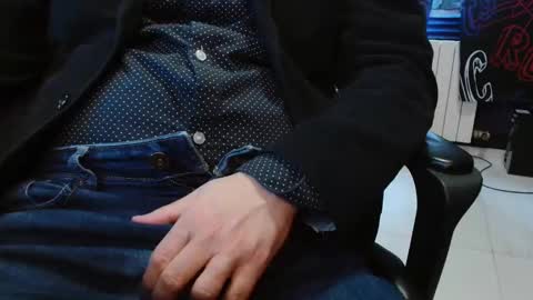 cafetabac online show from 01.18.25