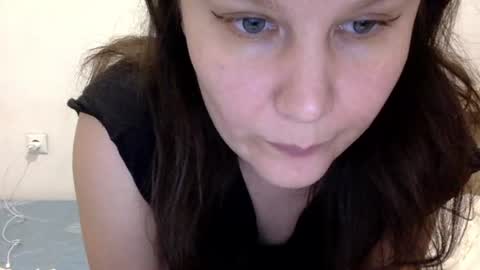 Snapshot of caffeinated_lamb chatting on 10.21.25 Lamb online show from 10.21.25