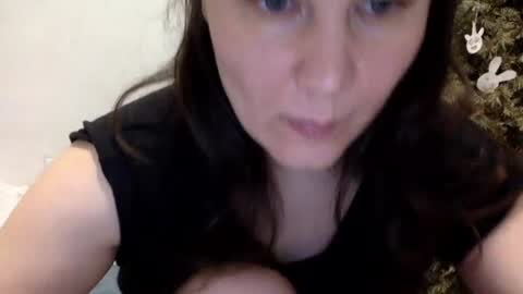 Snapshot of caffeinated_lamb chatting on 04.19.26 Lamb online show from 04.19.26