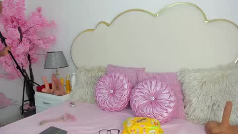 Cahitlin  online show from 10.01.25