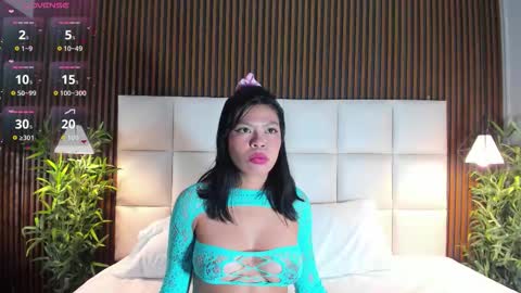 CailynBrown online show from 10.13.25