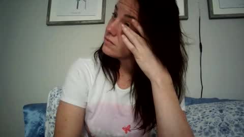 Caitie Citrine online show from 10.12.25