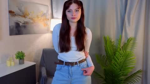 Snapshot of caitlynclancey chatting on 12.20.25 Kate online show from 12.20.25