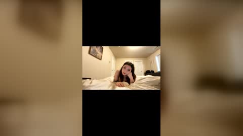 Snapshot of cakenfrosting chatting on 03.23.26 cakenfrosting online show from 03.23.26