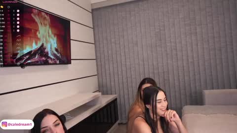 https online show from 11.10.25