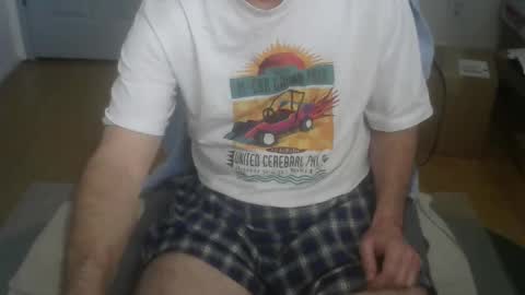 Snapshot of califun4u chatting on 12.25.24 califun4u online show from 12.25.24