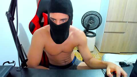 calihotcaliente27 online show from 02.05.25