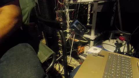 Snapshot of calisguitar chatting on 01.26.25 Calisguitar online show from 01.26.25