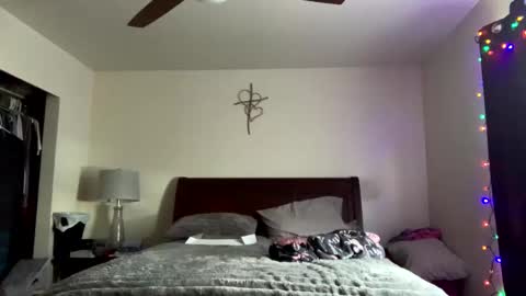 calishop1 online show from 12.12.24