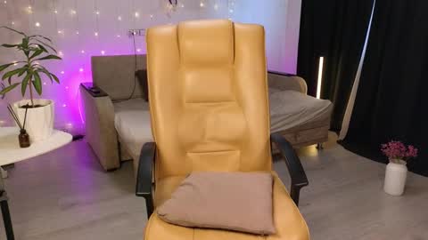 Snapshot of call_me_dasha chatting on 02.15.26 Dasha inst dasha is nice online show from 02.15.26