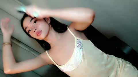 Snapshot of call_me_nina chatting on 06.23.26 call_me_nina online show from 06.23.26