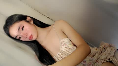 Snapshot of call_me_nina chatting on 07.13.26 call_me_nina online show from 07.13.26