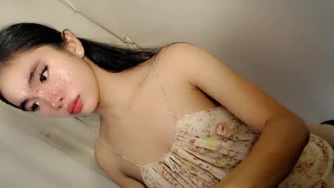 Snapshot of call_me_nina chatting on 07.31.26 call_me_nina online show from 07.31.26