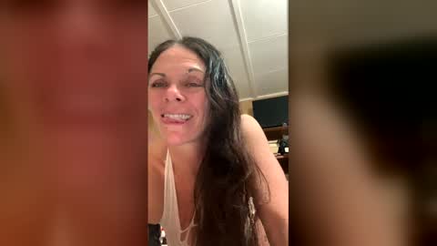 Snapshot of calli_girl420 chatting on 02.14.26 Calli online show from 02.14.26