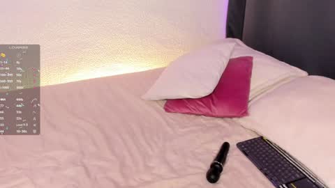 Snapshot of callme_val chatting on 01.12.25 Val online show from 01.12.25