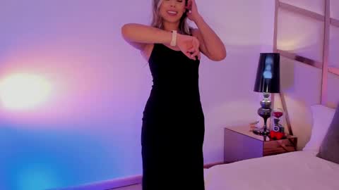 Snapshot of callmeanna_ chatting on 02.25.25 Anna Banana online show from 02.25.25