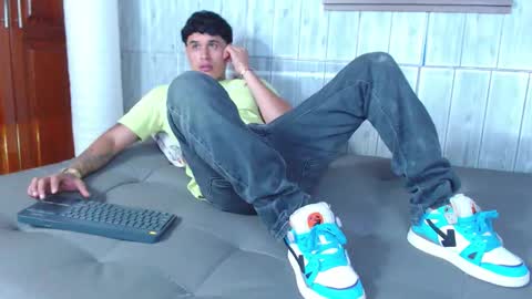 calvin913 online show from 11.11.25