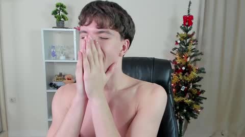 Hey I am Calvin  online show from 01.03.25