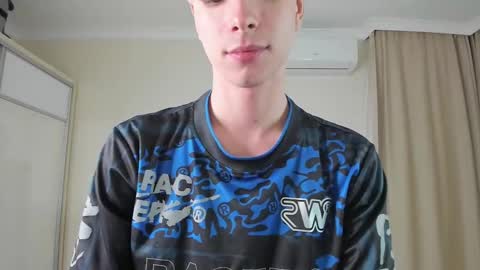 Hey I am Calvin  online show from 02.19.25