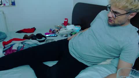 Snapshot of calvinjohnlad chatting on 02.19.25 Calvinjohnlad online show from 02.19.25